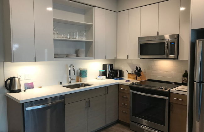 Domicile Suites at Mark on 8th - Foto 49