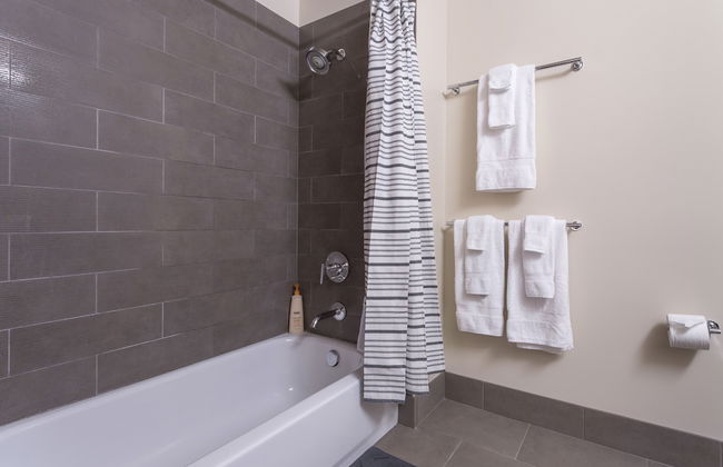 Domicile Suites at Mark on 8th - Foto 79