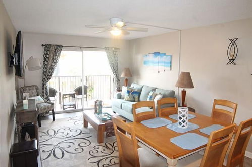 Photo 12 - Pet Friendly, 2 Bedroom Condo, Pool, Tennis Court - Pelican Inlet D229