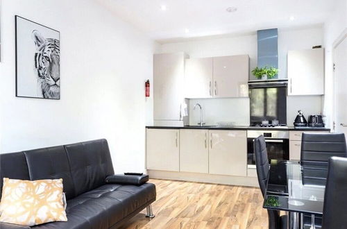 Photo 7 - Newly Refurbished 1 Bedroom Whitechapel