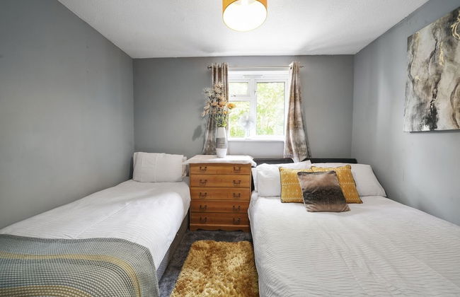 House - Sleeps 8 & On-site Parking - Foto 3