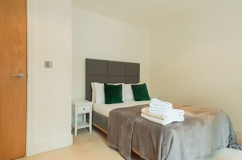 Foto 5 - Spacious Serviced Apartments Canary Wharf