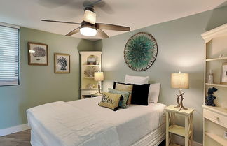 Foto 1 - Sunbird Beach Resort by Southern Vacation Rentals