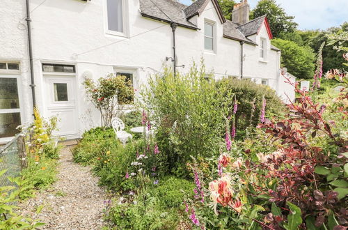 Photo 1 - Crinan Canal Cottage No8, Kilmartin