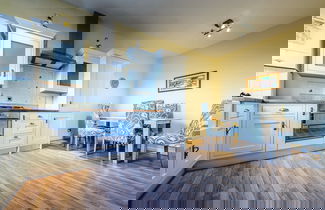 Foto 15 - De Courceys Manor Cottages