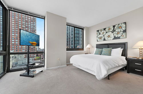 Photo 14 - Global Luxury Suites Downtown Jersey City