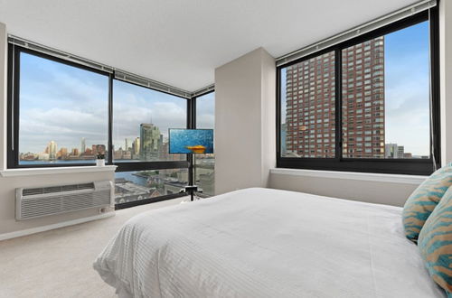 Photo 18 - Global Luxury Suites Downtown Jersey City