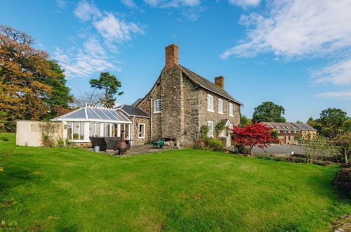 Foto 49 - Charming Farmhouse, Natural Swimming Pool