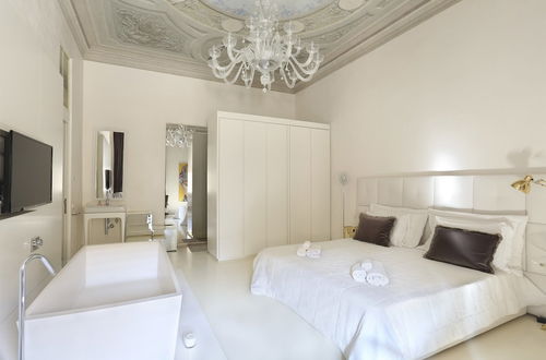 Photo 3 - Luxury Apartment in Central Florence