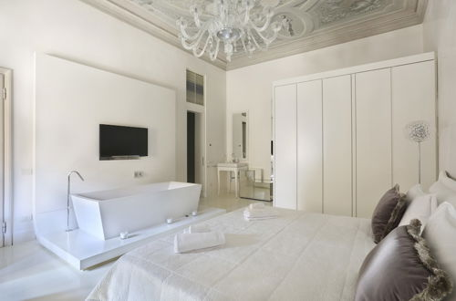 Photo 2 - Luxury Apartment in Central Florence