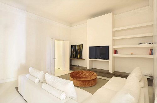 Photo 36 - Luxury Apartment in Central Florence