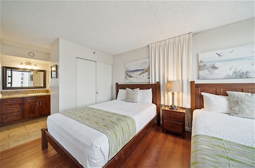 Foto 10 - Deluxe 21st Floor Corner Condo with Diamond Head Views, FREE Parking & Wifi! by Koko Resort Vacation Rentals