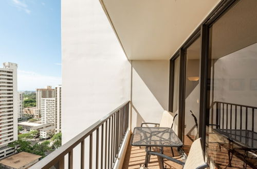 Foto 23 - Deluxe 21st Floor Corner Condo with Diamond Head Views, FREE Parking & Wifi! by Koko Resort Vacation Rentals