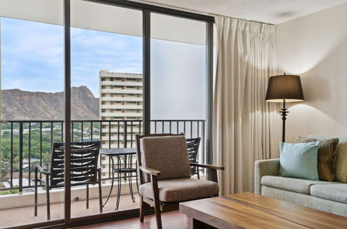 Foto 19 - Deluxe 21st Floor Corner Condo with Diamond Head Views, FREE Parking & Wifi! by Koko Resort Vacation Rentals