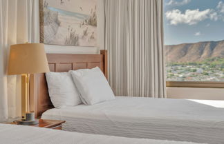 Foto 2 - Deluxe 21st Floor Corner Condo with Diamond Head Views, FREE Parking & Wifi! by Koko Resort Vacation Rentals