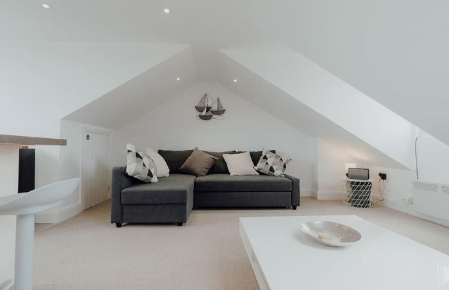 Stylish and Modern 2-bed Apartment in Herne Bay - Foto 1