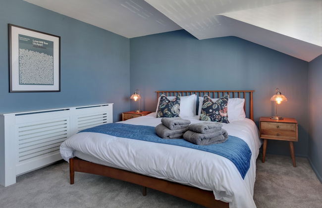 Outstanding 3 Bedroom Townhouse in Hertford - Foto 1