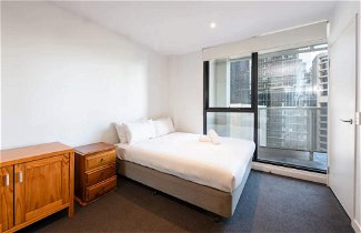 Photo 2 - Excellent Location 2 Bedroom Apartment Next to Southern Cross