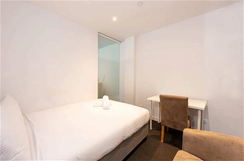 Foto 4 - Excellent Location 2 Bedroom Apartment Next to Southern Cross