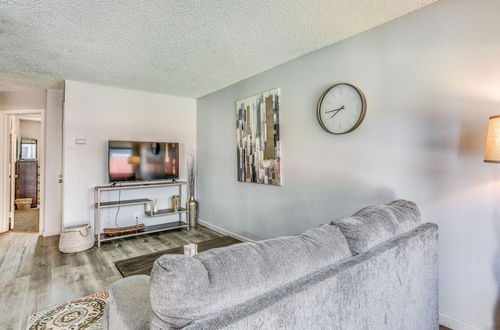 Photo 1 - 1st-floor Fresno Apartment With Shared Courtyard