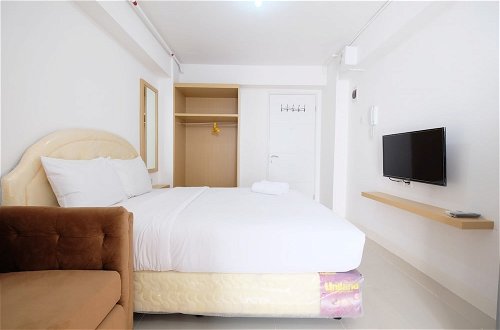 Photo 25 - Affordable Studio with Sofa Bed at Bassura City Apartment