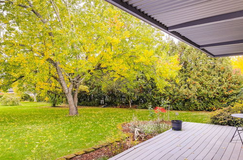 Photo 11 - Modern Oregon Getaway w/ Fireplace, Yard & Deck