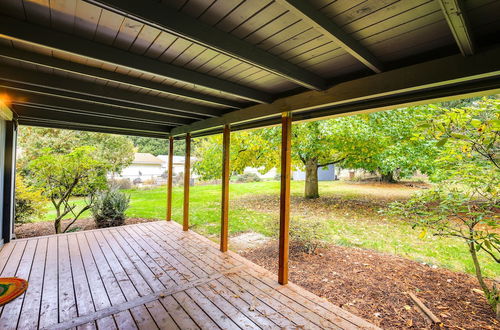 Photo 16 - Modern Oregon Getaway w/ Fireplace, Yard & Deck