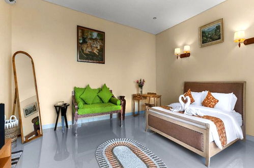 Photo 20 - Elegant 6 Bedrooms Luxury Villa Near Pandawa Beach