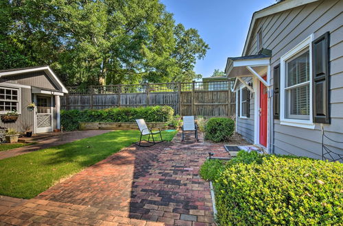 Photo 4 - Cozy Athens Cottage: Walk to Sanford Stadium