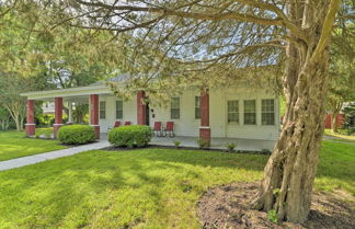 Photo 1 - Hampton Sanctuary w/ Fire Pit & Fenced Yard