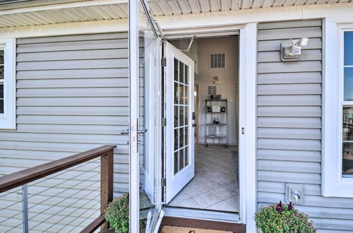 Photo 8 - Sunny Norfolk Apartment w/ Deck + Fire Pit