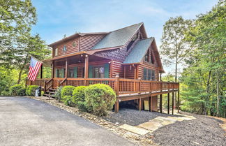 Photo 2 - Serene Blue Ridge Cabin ~ 3 Mi to Downtown