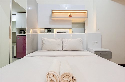 Photo 1 - Cozy Living And Homey Studio Vida View Makassar Apartment