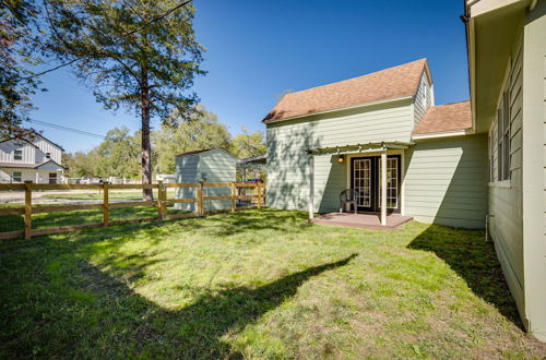 Photo 4 - Pet-friendly Conroe Hideaway w/ Porch & Fire Pit