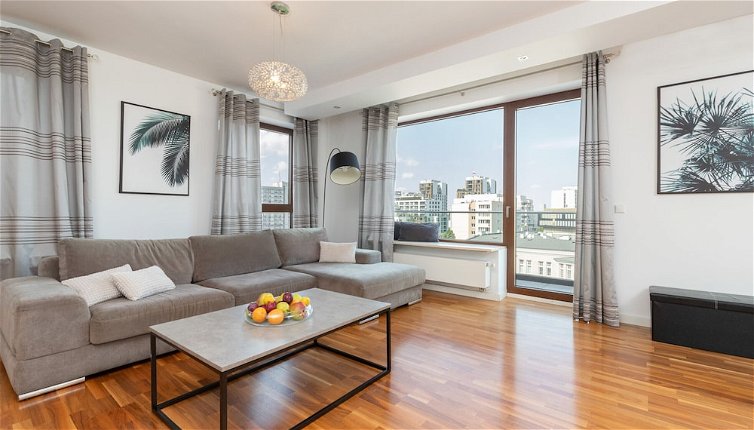 Photo 1 - LUX Warsaw Apartment by Renters