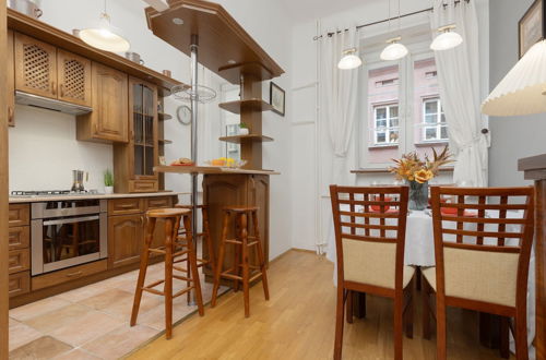 Photo 3 - Apartment Near Royal Castle by Renters