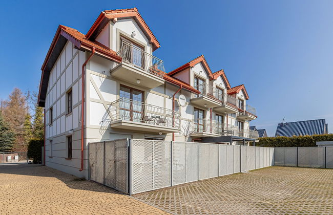 Bright Apartment in Debki by Renters - Foto 40
