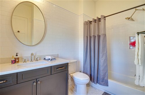 Photo 16 - Luxe Savannah Townhome: 1 Mi to Historic District
