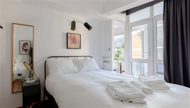 Photo 1 - Contemporary 1bedroom Flat - 10 Mins to Tower Bridge