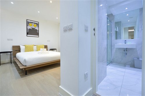 Photo 8 - Soho 22 Serviced Apartments by Concept Apartments