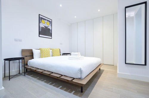 Photo 3 - Soho 22 Serviced Apartments by Concept Apartments