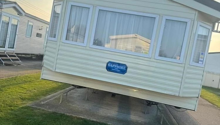 Foto 1 - Captivating 3-bed Static Caravan in Clacton-on-sea