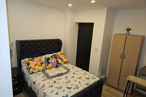 Photo 1 - Luxury 1-bed Apartment in London