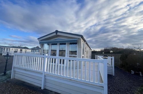 Photo 1 - Modern Platinum Standard 2 Bedroom With Decking