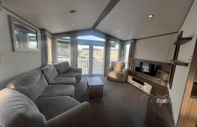2 bed Platinum-sleeps 6-decking-free Parking - Foto 8