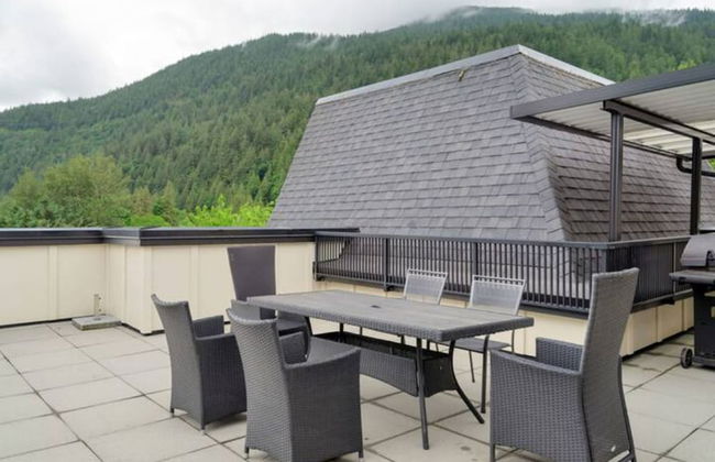 Modern 4BR Penthouse With Lake Views - Foto 18