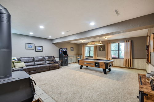 Photo 6 - Large Home w/ Game Room, 4 Mi to Mississippi River