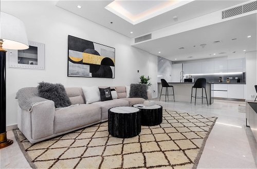 Photo 1 - Maison Privee - Exquisite Duplex with Private Patio & Loft Living