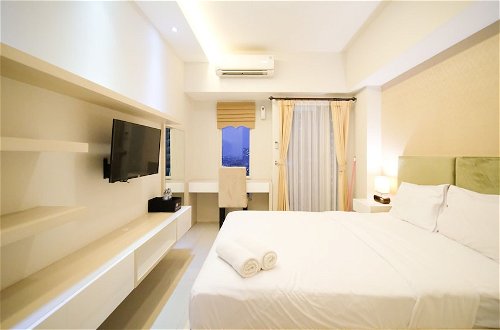 Photo 5 - Warm Designed Studio At Orchard Supermall Mansion Apartment