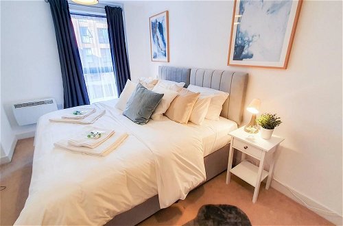 Photo 22 - Lovely 1-bed Apartment in Gloucester